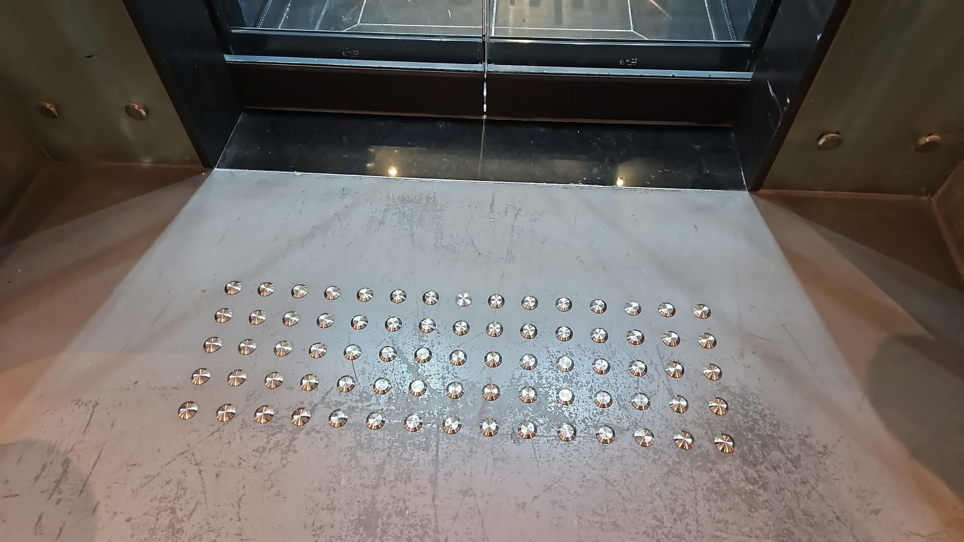 Mall of the Emirates – Tactile Accessibility Upgrades for Retail Stores ...